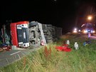 Na silnici mezi Mohelnic a Libivou havaroval kamion, skonil pevrcen na...