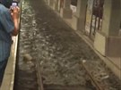 Místo vlaku voda. Istanbul zasáhly povodn