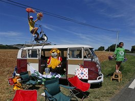 VTEJ, TOUR! Fanouci ekaj na peloton Tour de France.