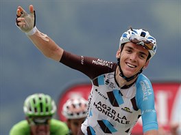 Romain Bardet slav triumf ve dvanct etap Tour de France.