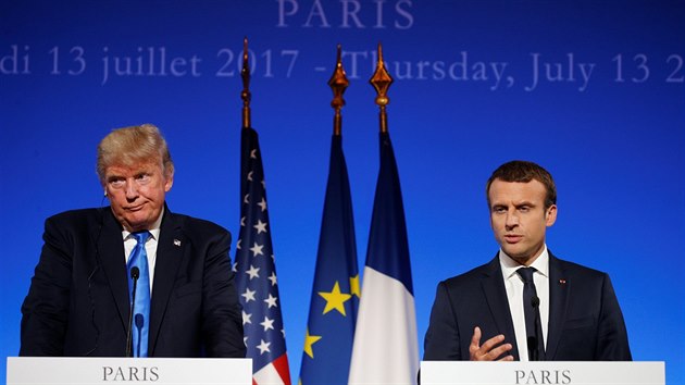 Americk prezident Donald Trump navtvil v Pai francouzskho prezidenta Emmanuela Macrona. (13.7. 2017)