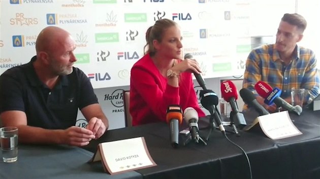 Tiskov konference nov svtov tenisov jedniky K. Plkov