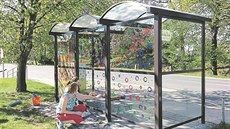 Polepená je také zastávka v Kn�evsi u Prahy.