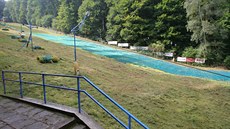 Na píseckém ly�a�ském svahu je um�lý povrch, na kterém se dá díky speciálním...