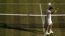 POSTUP. Tomáš Berdych ve čtvrtfinále Wimbledonu.