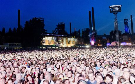 Peprava desítek tisíc návtvník hudebního festivalu Colours of Ostrava není vbec snadná.