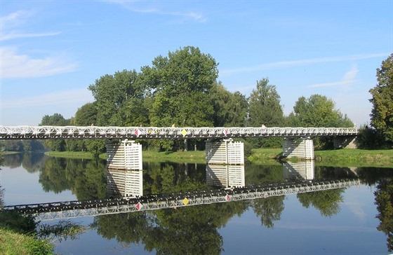 Most mezi Valy nad Labem a Mělicemi bude nahrazen novým a širším.