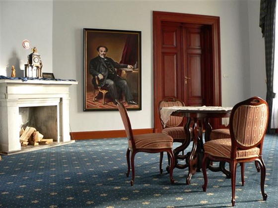 Na zámku Zbiroh mají Strousbergův salonek. Baron zámek koupil v roce 1868 a...