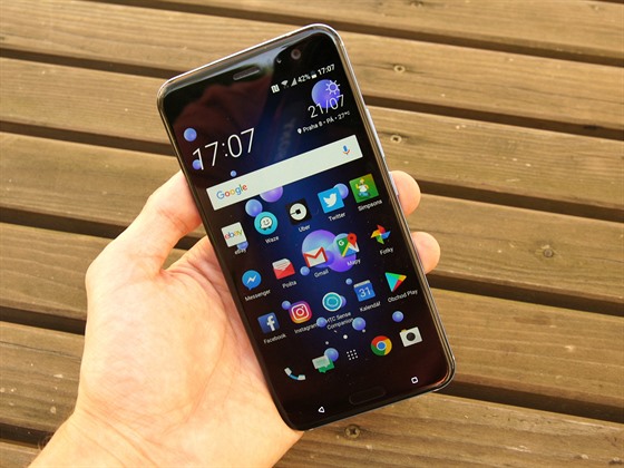 HTC U11