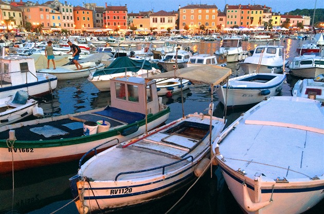 Chorvatsko dál ztrácí, stále více Čechů směřuje na letní dovolenou do Itálie