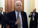 Republikánský senátor John McCain na snímku z ervna 2017