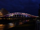 Vizualizace nov�ho nasv�cen� mostu Milo�e S�kory v Ostrav� v barv�ch trikolory
