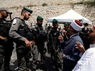 U vstup do jeruzalémského Starého msta probíhají policejní kontroly. (21....