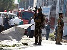 Pi sebevraedném atentátu v afghánském Kábulu zemelo ptaticet lidí a...