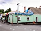 V Cetkovicích vyhoela hospoda, místní se nyní skládají na její opravu.