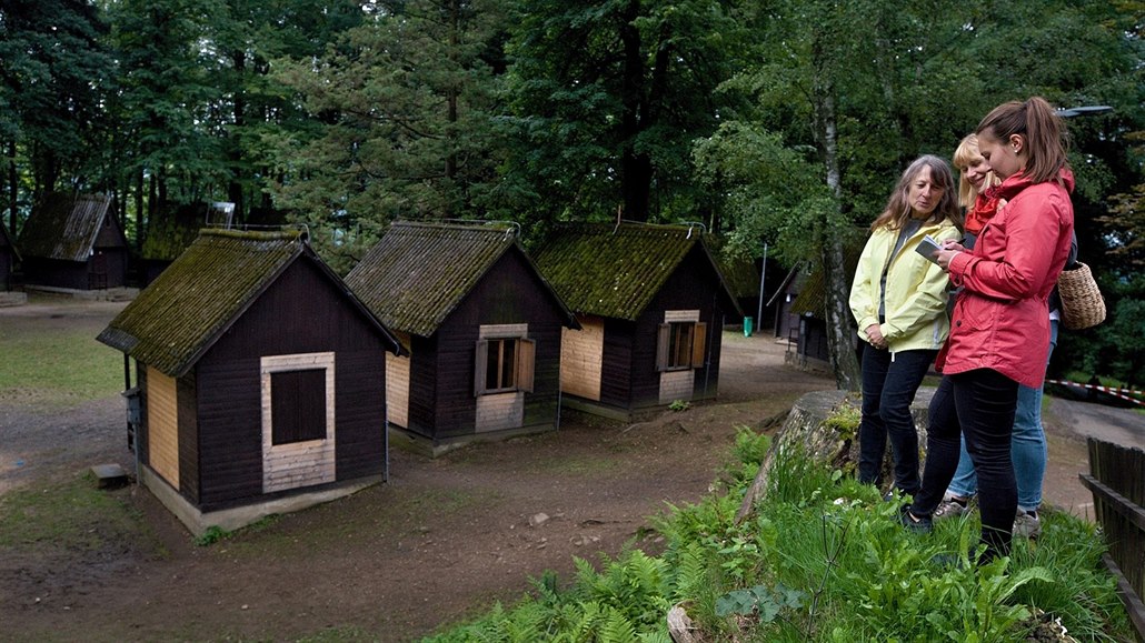 Tábory se plní. Děti přijdou o návštěvy rodičů, omezí koupání i památky