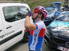OBČERSTVENÍ. Nikola Nosková se jako první Češka v historii zúčastnila závodu La...