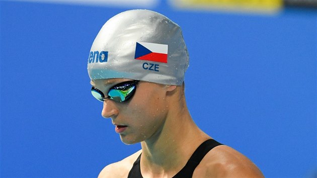 esk plavkyn Simona Baumrtov ped zvodem na 50 metr znak.