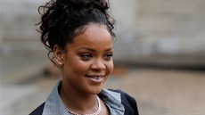 Zpvaka Rihanna se sela s francouzským prezidentem Emmanuelem Marconem. (26....