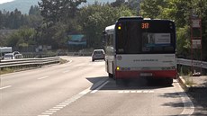 Autobusm chybí na Strakonické pipojovací pruhy