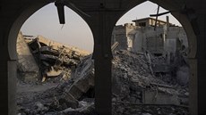 Boje irácké armády s Islámským státem úplně zničily historické centrum Mosulu....