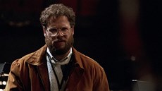 Herec Seth Rogen v roli Steva Wozniaka ve filmu Steve Jobs reiséra Dannyho...