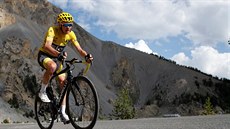 Chris Froome během výjezdu na Izoard v osmnácté etapě Tour de France.