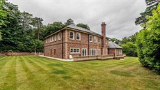 Nemovitost Manor House je v Little Aston t�etím nejdra��ím domem na prodej....