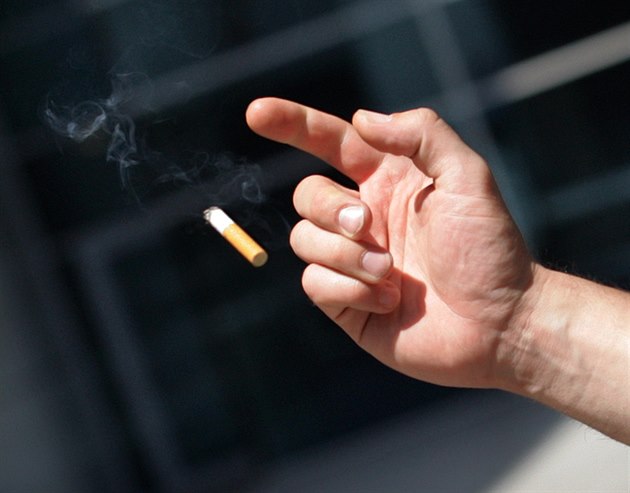 Kouření už není in. Philip Morris chce v Česku prorazit i vapováním -  iDNES.cz