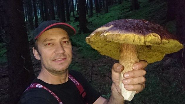 Pavel Molnr objevil v lesch na Jchymovsku ob hib.
