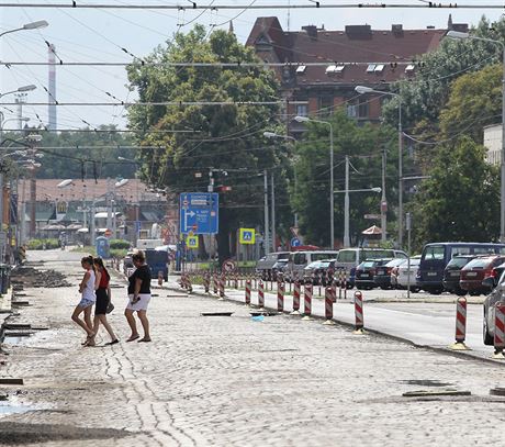 Masarykova ulice v Teplicích je prjezdná jen v jednom smru. Uzavena je kvli...