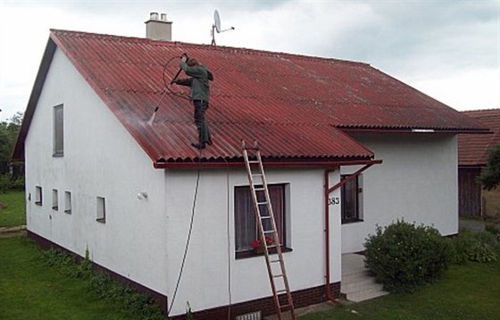 Staré stechy lze nátrem renovovat. Stav ped renovací