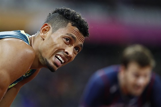 Wayde van Niekerk po dobhu semifinle dvoustovky na mistrovstv svta v...