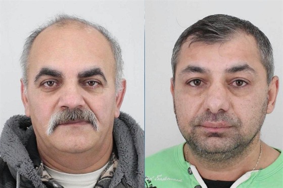 Policisté pátrají v souvislosti s loupežným přepadením po  Jánu Korovi (vlevo)...