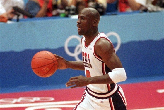 Michael Jordan bhem utkání amerického Dream Teamu v Barcelon 1992