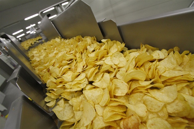 Obchod stáhl nejpálivější chipsy světa. Přivádí mladé do nebezpečných stavů, míní