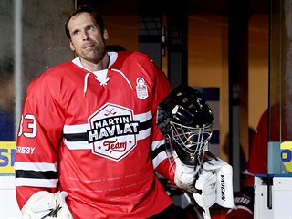 Petr Čech při exhibici, na níž se Martin Havlát loučil s kariérou.