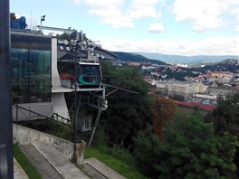 Vyšlápnete-li si až do Ústí nad Labem, nenechte si ujít jízdu lanovkou na...