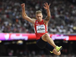 Český dálkař Radek Juška v kvalifikaci na mistrovství světa v atletice v...