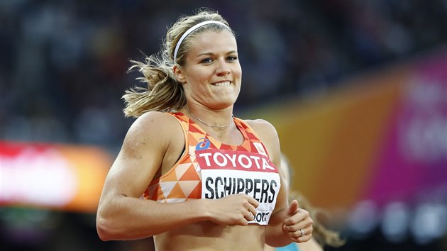 Sprinterka Dafne Schippersov v rozbhu an 200 metr.