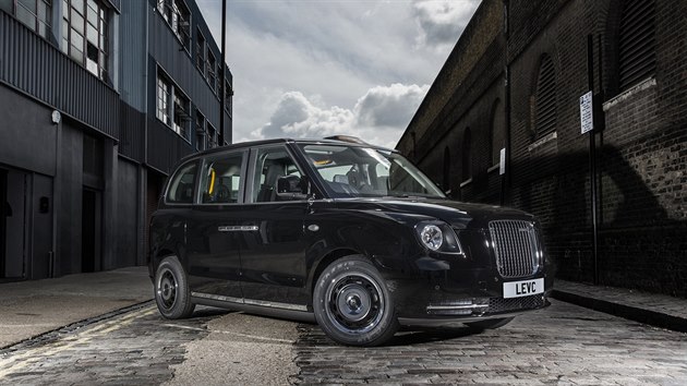 Nový elektrický taxík pro Londýn
