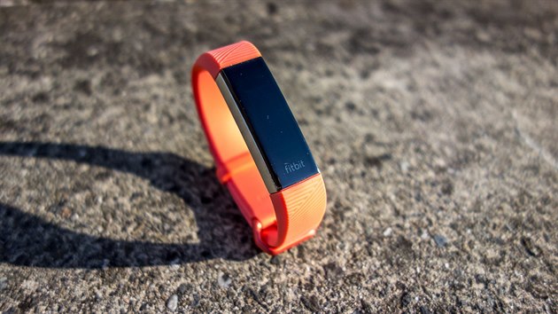 Fitbit Alta HR