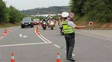 Policisté pomáhali s píjezdem a píchodem fanouk na Velkou cenu R (6. srpna...