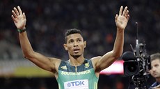 Wayde van Niekerk obhájil titul mistra svta v bhu na 400 metr.
