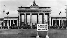 Hranice, která vedla napí Berlínem, byla geopoliticky významná. Bezpochyby. A...