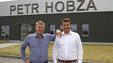 Jednatelé firmy a pokračovatelé rodinné tradice bratři Libor a Petr Hobžovi.