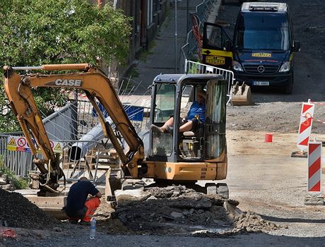 Dlouhá uzavírka Kvli oprav je na nkolik msíc uzavená Metelkova a...