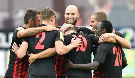 Gólová radost fotbalist Opavy v Ústí nad Labem.