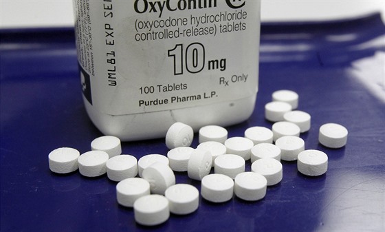OxyContin, narkotický lék proti bolesti, na kterém velice snadno vzniká...
