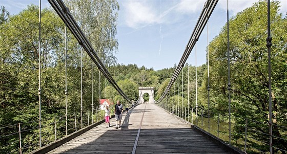 Stádlecký etzový most pes Lunici stojí od roku 1975 pod mstysem Stádlec a...
